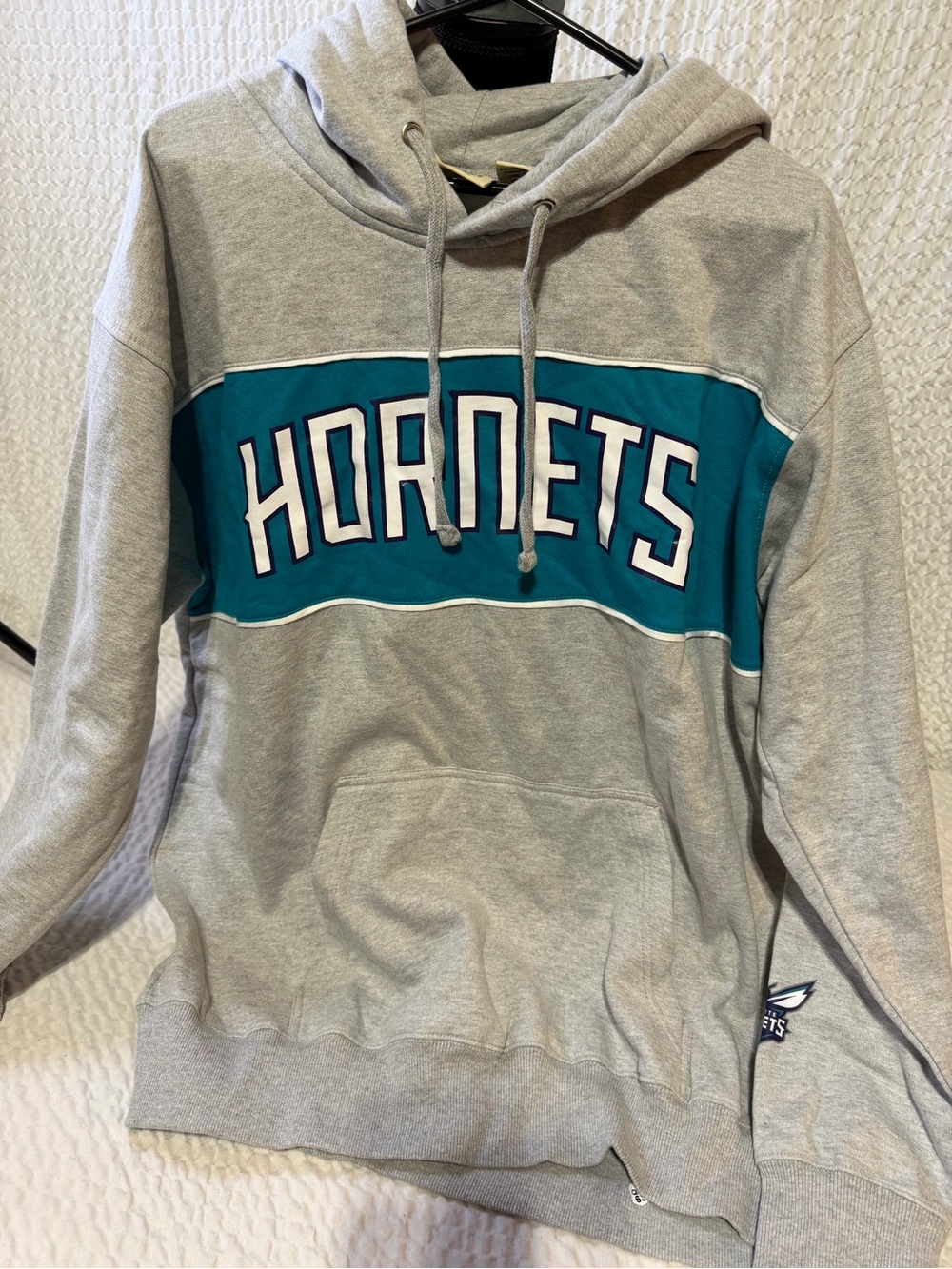 Fanatics Gray and Teal Hornets Pullover Hoodie